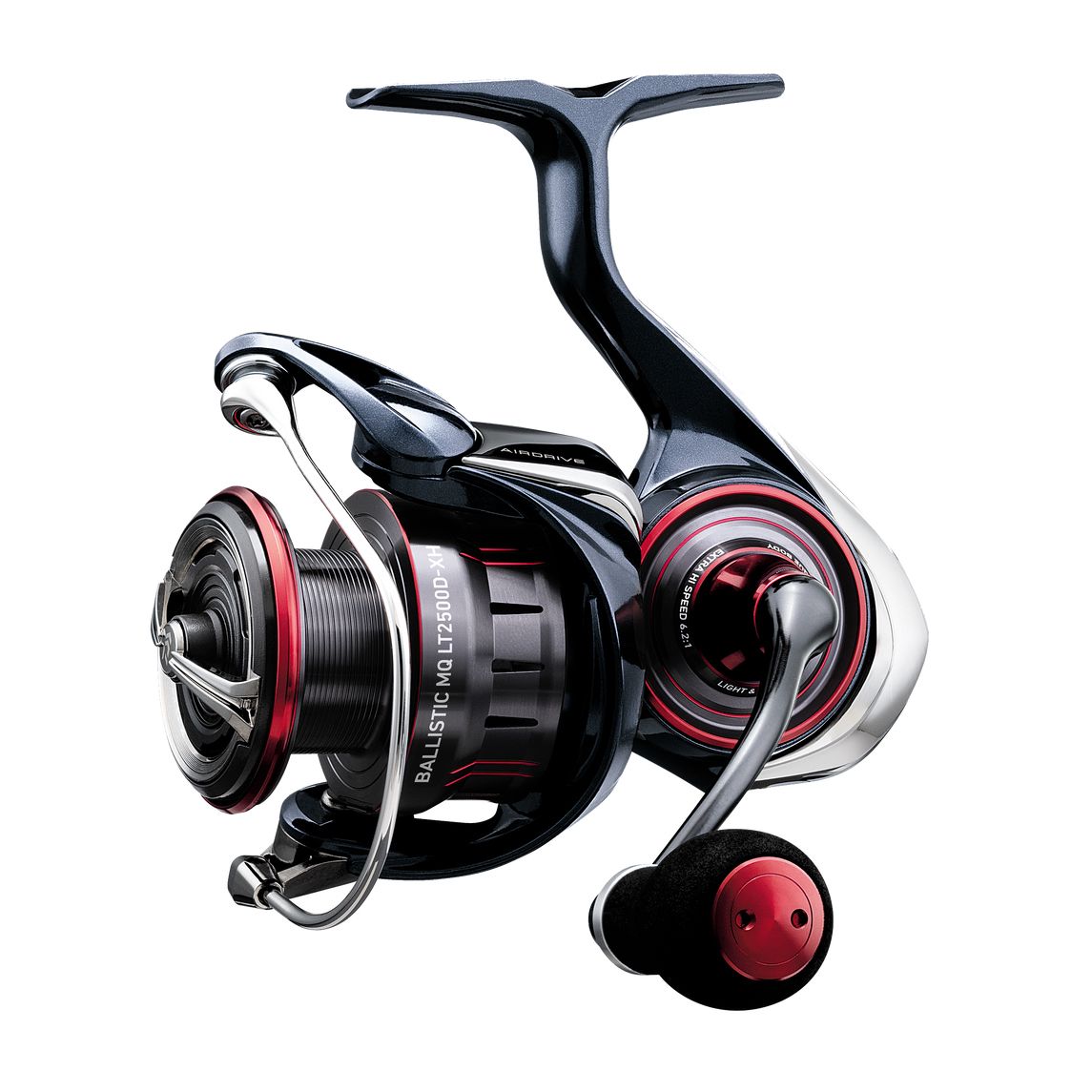 DAIWA SALTIST BLACK AND GOLD